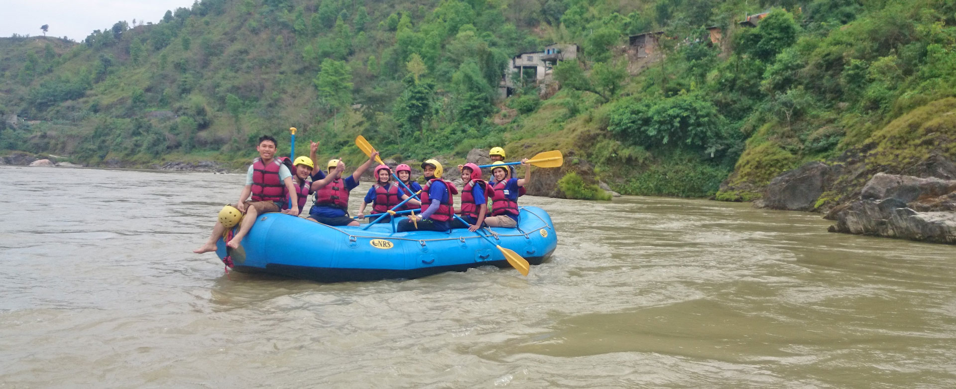 river rafting in nepal